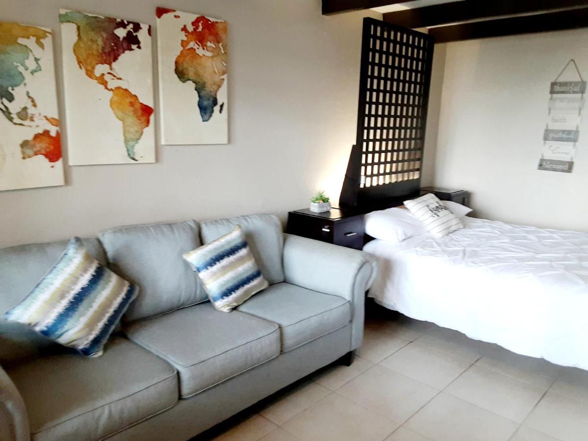 רסקין Charming One Bedroom Resort-Style Studio With Pool And Beach Access מראה חיצוני תמונה